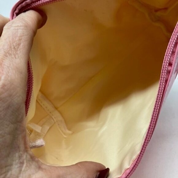 Pink Vinyl bag with gold handle cosmetic brushes - Picture 8 of 8